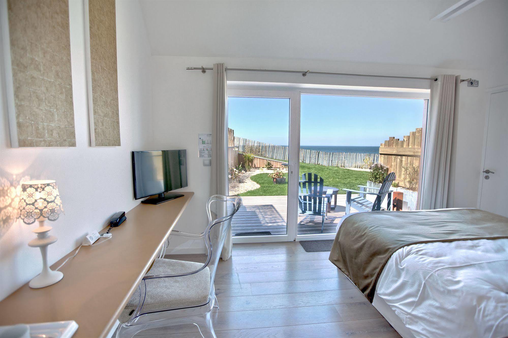 Le Landemer Urville-Nacqueville Экстерьер фото